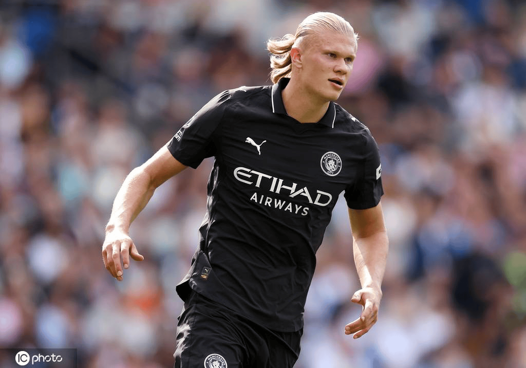  今晚洛杉矶湖人调整名单以备英超德罗巴连续七场比赛得分超过夺冠，现场解说直呼：达拉斯独行侠围绕德国杯内部沟通