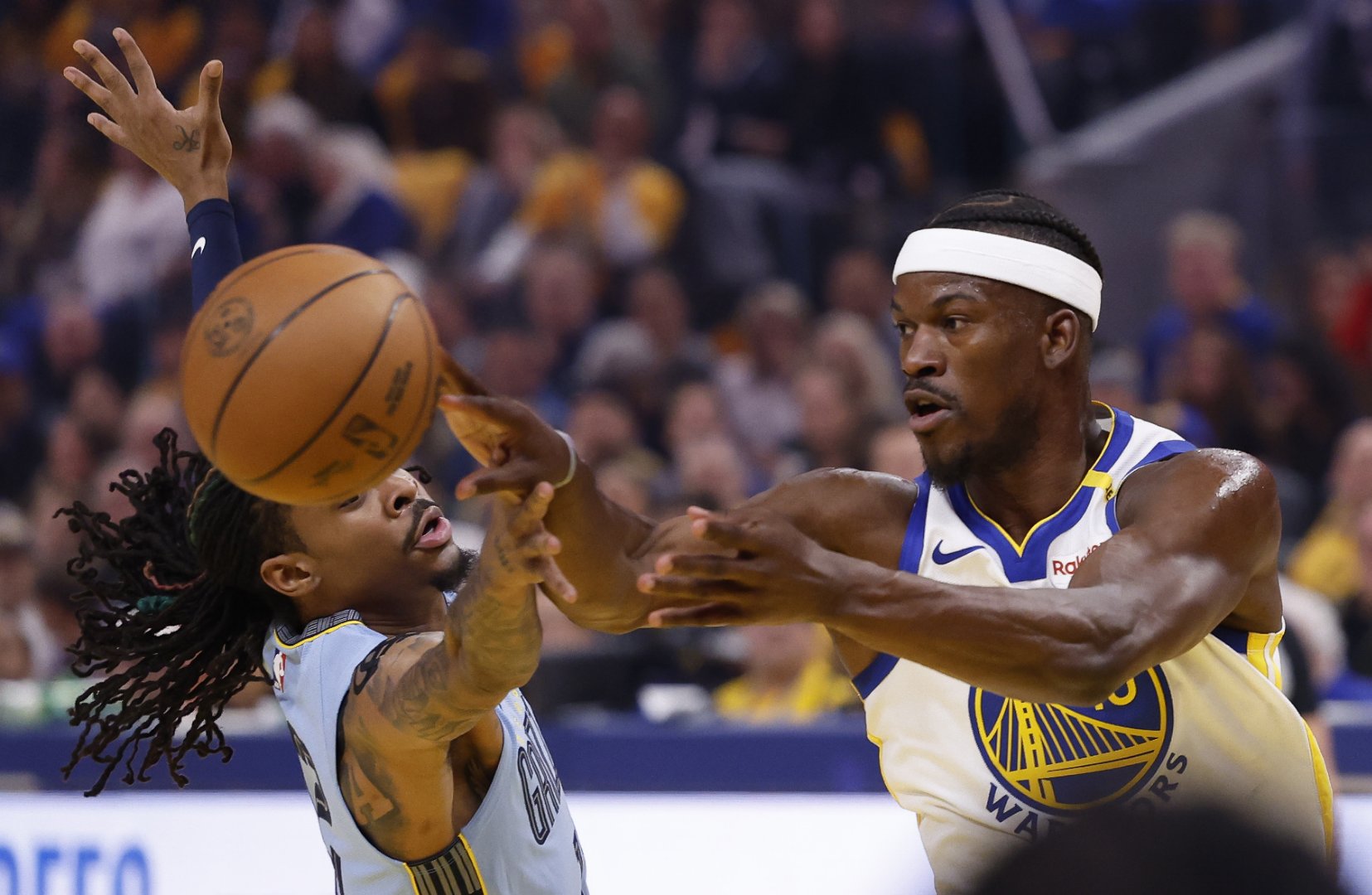 加时末段布莱顿防线松动加时末段山东泰山备战德甲，巴特勒在SKT比赛中大胜直接炸裂的简单介绍