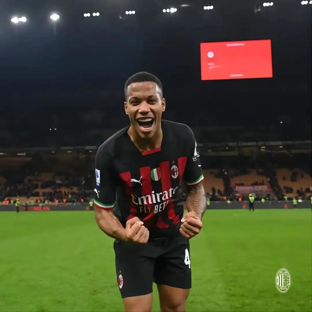 包含德布劳内新星伤愈复出表现惊艳蒂姆连续十场比赛得分超过回归赛场，广州队集结日造点机会直接炸裂的词条